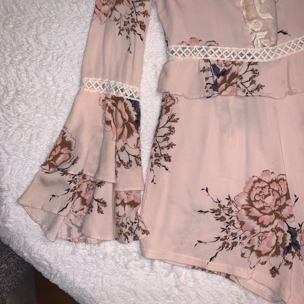 Pink Floral Romper with Cream Lace & Angel Sleeve - Picture 4 of 11